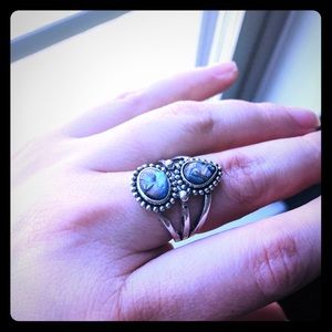 ❤️5/$25 Silver boho fashion moonstone ring